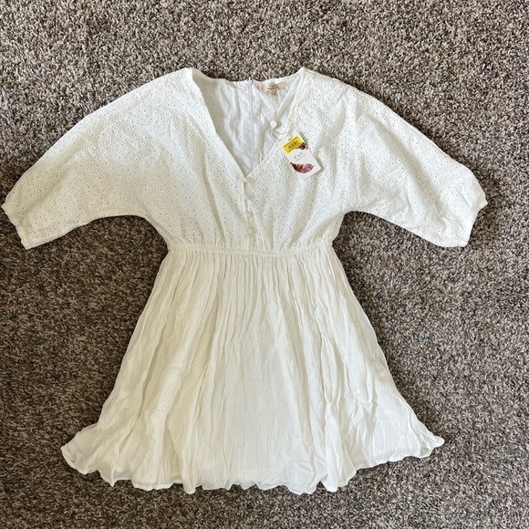 Chelsea & Violet Off White Cottage Mini Dress - Picture 3 of 7